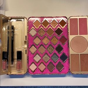 Tarte hidden treasures palette